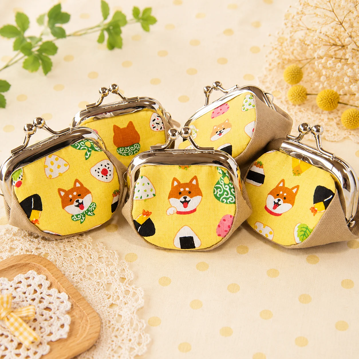 Round Otedama gamaguchi coin purse with Shiba Inu and onigiri pattern