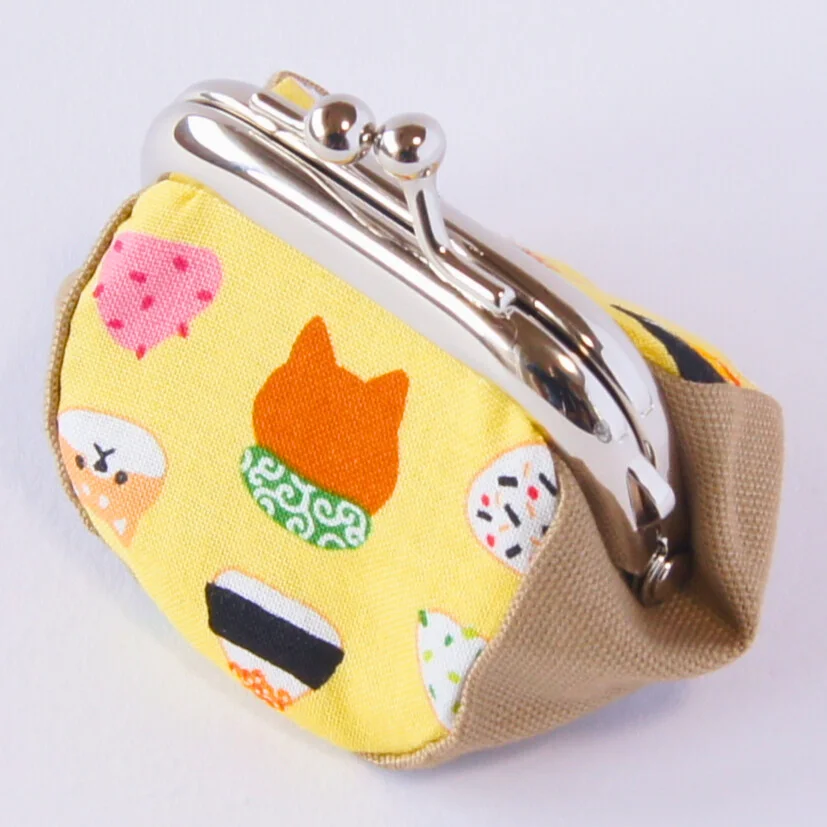 Palm-sized Wanko Mamire gamaguchi coin purse